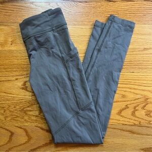 Ivivva gray leggings size 10